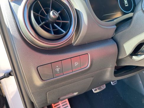 Used 2022 Hyundai Kona N image 22