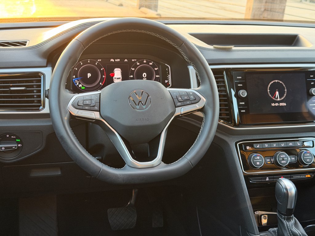Certified 2023 Volkswagen Atlas Cross Sport SEL AWD/4WD image 16