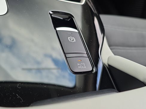 New 2026 Mitsubishi Outlander SE FWD image 25