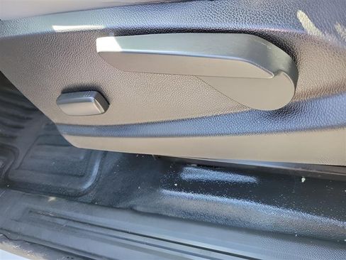 Used 2017 Chevrolet Colorado W/T w/ WT Convenience Package RWD image 17