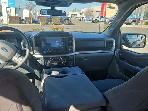 Used 2025 Ford F150 XLT w/ Equipment Group 301A Standard image 11