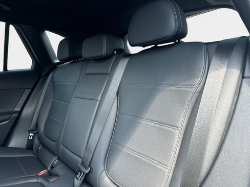 Used 2026 Mercedes-Benz GLC 350e 4MATIC image 12