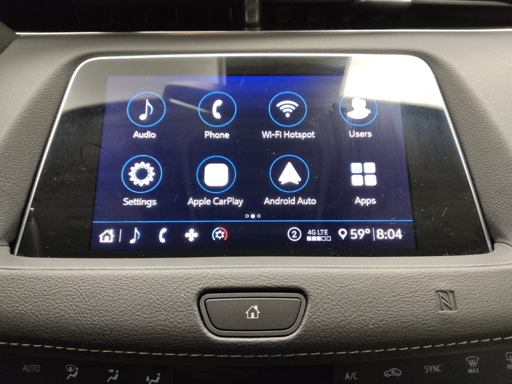 Used 2020 Cadillac XT4 Luxury w/ Cold Weather Package FWD image 25