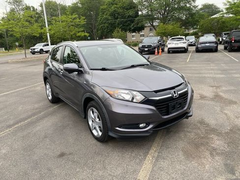 Used 2016 Honda HR-V EX-L image 2