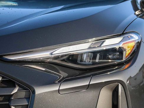 New 2025 Audi Q5 Premium image 5