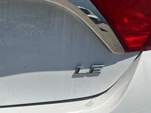 Used 2017 Toyota Camry LE FWD image 21