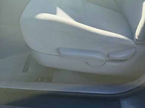 Used 2005 Toyota Corolla CE image 17