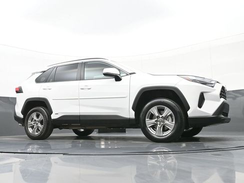 Used 2024 Toyota RAV4 LE image 40