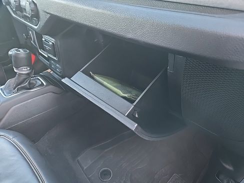 Used 2024 Jeep Wrangler Sport image 82