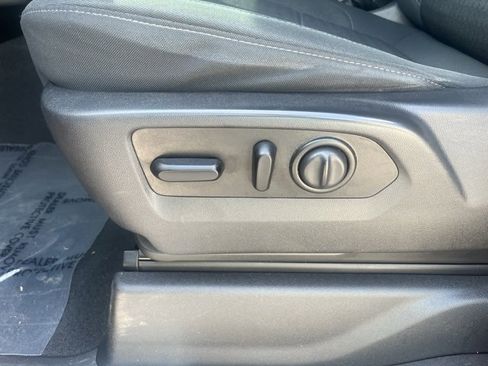 Used 2021 GMC Sierra 2500 SLE w/ SLE Value Package; image 20