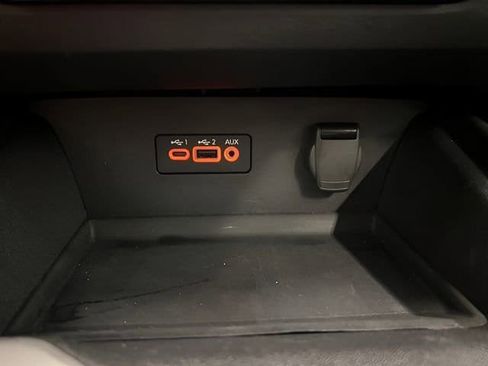 Used 2025 Nissan Altima 2.5 SV FWD image 22
