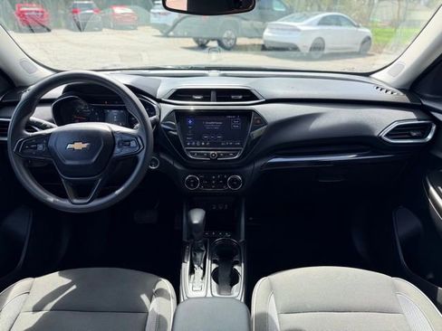 Certified 2023 Chevrolet TrailBlazer LT w/ Convenience Package image 21