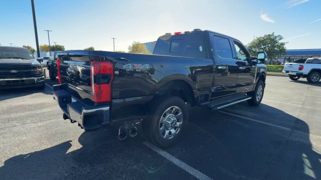 Used 2023 Ford F350 Lariat w/ Chrome Package AWD/4WD image 8