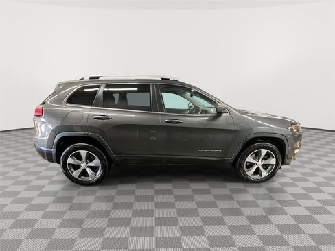 Used 2020 Jeep Cherokee Limited image 4