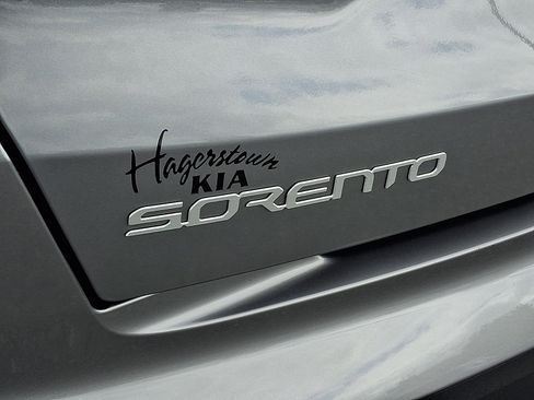 Certified 2023 Kia Sorento SX Prestige AWD/4WD image 32