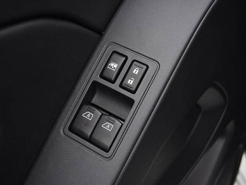 New 2026 Nissan Frontier S image 12