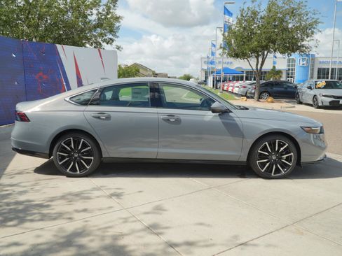 New 2026 Honda Accord Touring image 4
