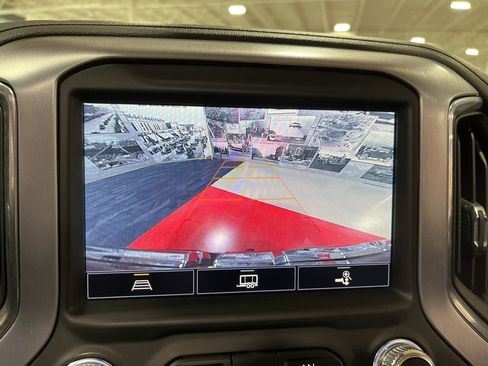 Used 2022 GMC Sierra 1500 SLT w/ SLT Premium Plus Package image 36