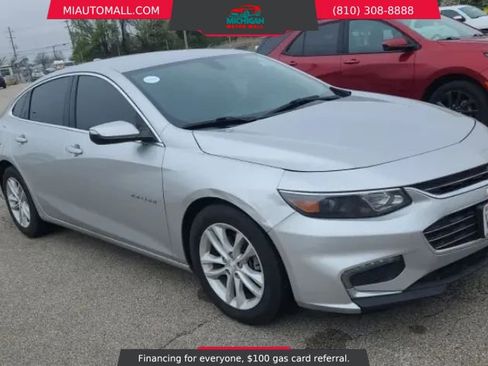 Used 2016 Chevrolet Malibu LT image 3