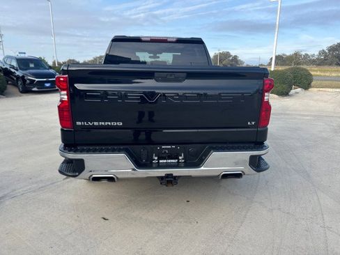 Used 2021 Chevrolet Silverado 1500 LT image 12