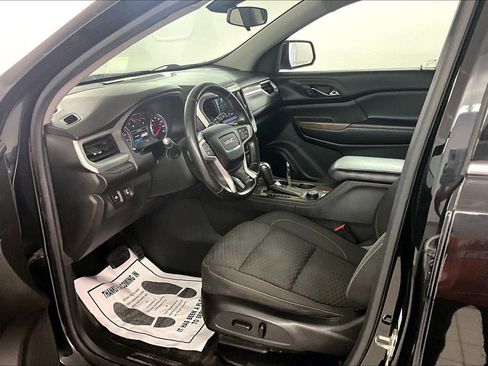 Used 2017 GMC Acadia SLE FWD image 17