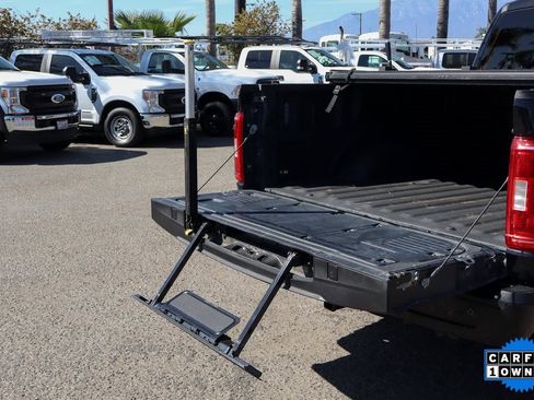 Used 2022 Ford F150 XLT w/ Equipment Group 302A High image 9