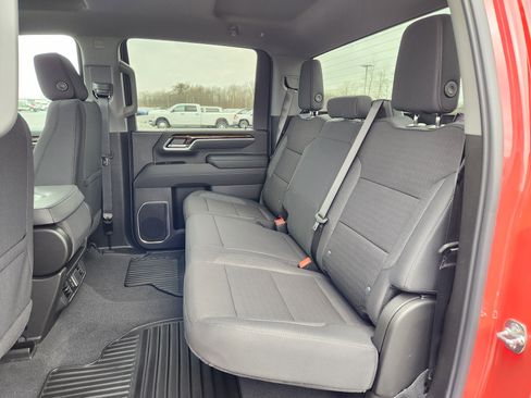 New 2026 GMC Sierra 2500 SLE image 8