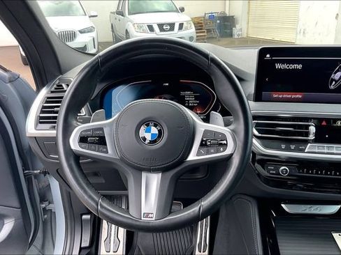 Certified 2023 BMW X4 xDrive30i w/ M Sport Package AWD/4WD image 5