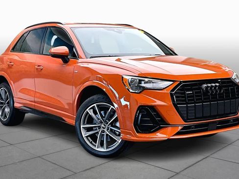 Used 2021 Audi Q3 2.0T Premium image 2