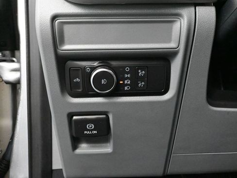Used 2021 Ford F150 XLT AWD/4WD image 30
