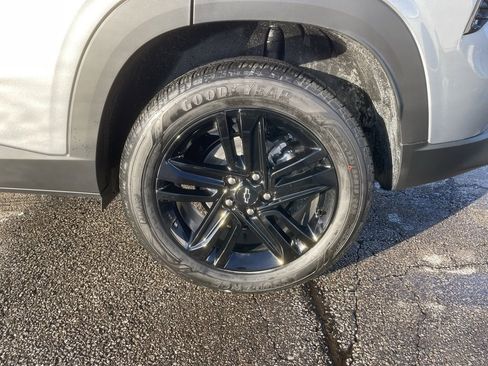 New 2026 Chevrolet Trax ACTIV w/ Sunroof Package image 31