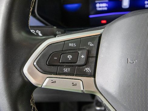 Used 2023 Volkswagen Taos SE image 19