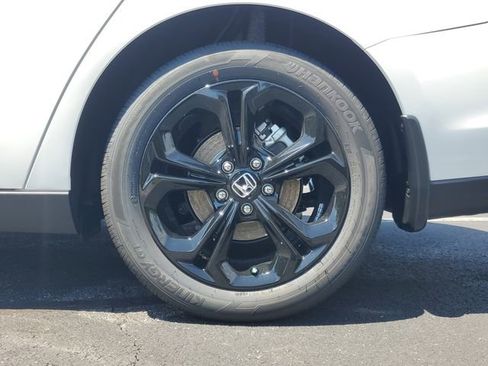 New 2025 Honda Accord SE image 7