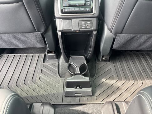 Certified 2025 Subaru Ascent Limited w/ Popular Package #1 image 37