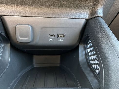 New 2025 Chevrolet TrailBlazer LT w/ LPO, Blackout Package image 23