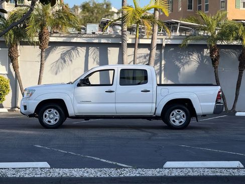 Used 2015 Toyota Tacoma 2WD Double Cab w/ SR5 Package image 2