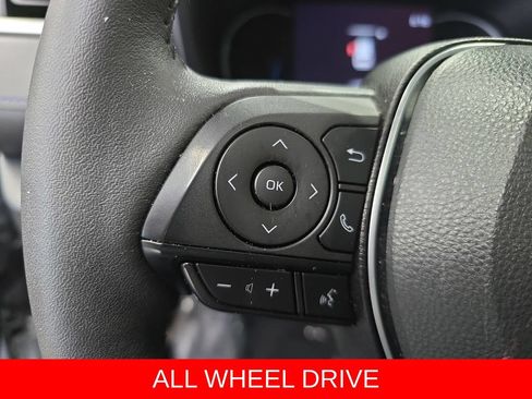 Used 2023 Toyota RAV4 SE w/ Convenience Package AWD/4WD image 17