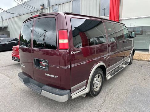 Used 2004 Chevrolet Express 1500 image 4