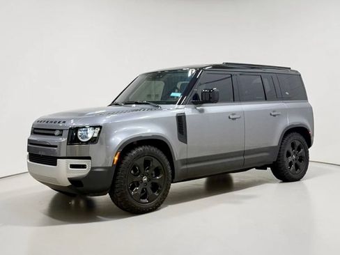 Used 2022 Land Rover Defender 110 S AWD/4WD image 7