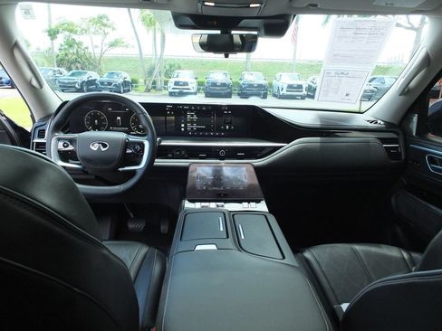 Used 2025 INFINITI QX80 Sensory AWD/4WD image 27