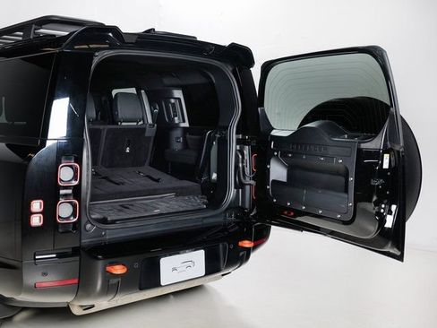 Certified 2023 Land Rover Defender 130 X AWD/4WD image 36