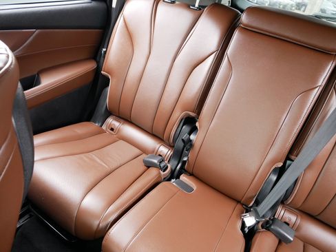 Certified 2024 Acura MDX SH-AWD w/ Technology Package image 12