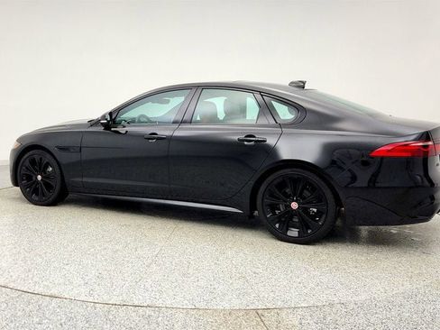 Used 2022 Jaguar XF R-Dynamic SE image 7