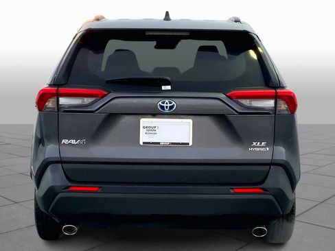 Used 2024 Toyota RAV4 XLE image 5