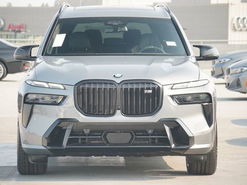 Used 2026 BMW X7 M60i AWD/4WD image 2