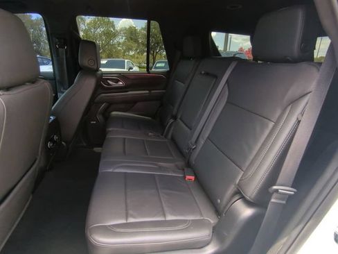 Used 2024 Chevrolet Tahoe LT RWD image 17
