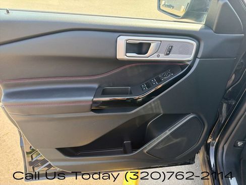 Used 2024 Ford Explorer ST-Line w/ Class IV Trailer Tow Package AWD/4WD image 12