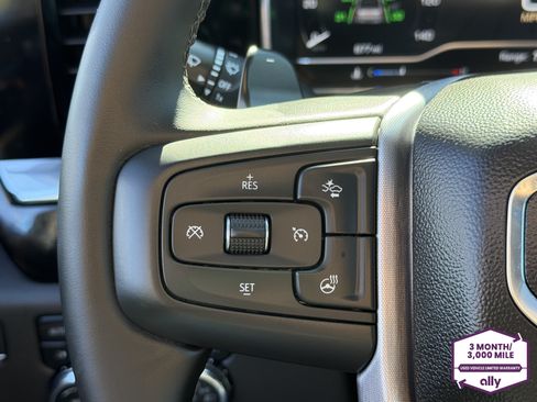 Used 2025 GMC Sierra 1500 SLT w/ SLT Premium Plus Package AWD/4WD image 18