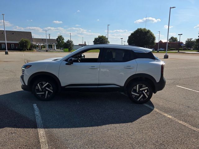 Used 2026 Nissan Kicks SV FWD image 4