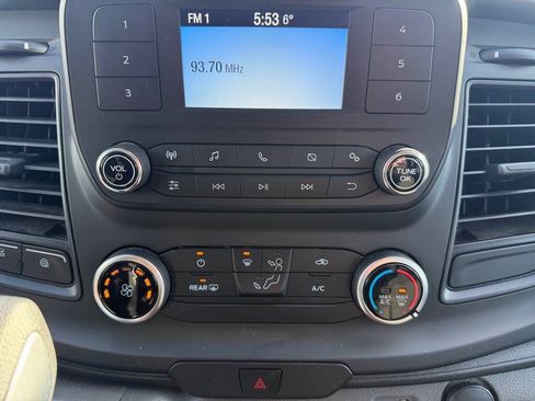 Used 2024 Ford Transit 250 Low Roof AWD w/ Exterior Upgrade Package image 24